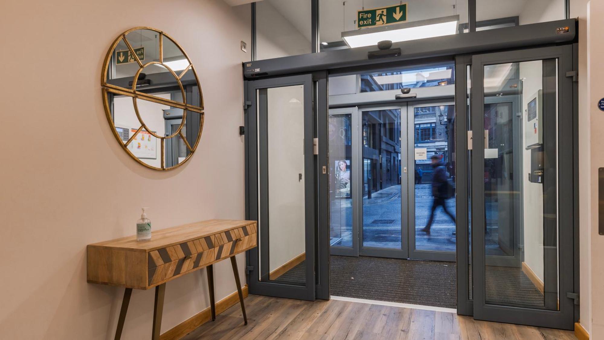 Farringdon Serviced Apartments By Lovelystay Londres Extérieur photo